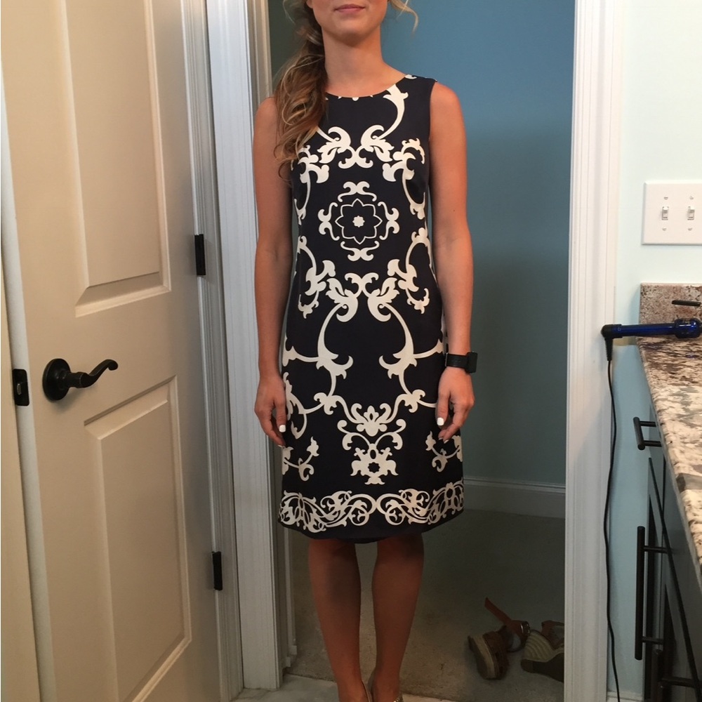 Navy and white business dress - Picture 5 of 5